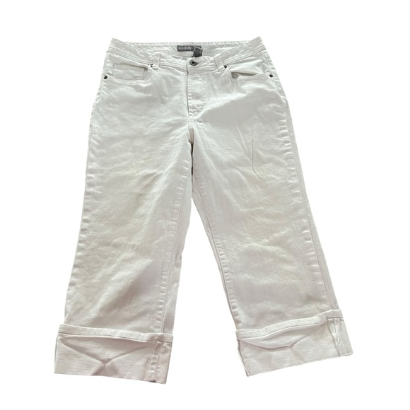 Chico’s Platinum Cropped White Denim Jeans - Picture 2 of 8
